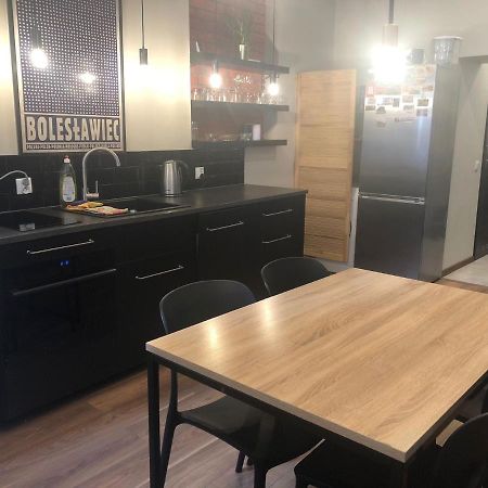 Apartament Srodmiescie 1 Sypialnia Oraz 1 Salon Wałbrzych Extérieur photo