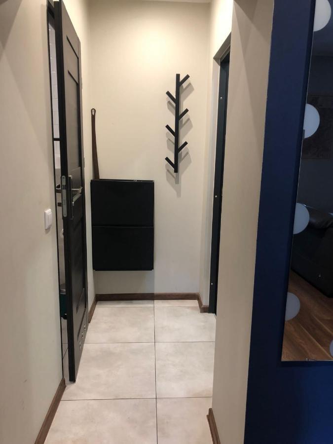 Apartament Srodmiescie 1 Sypialnia Oraz 1 Salon Wałbrzych Extérieur photo